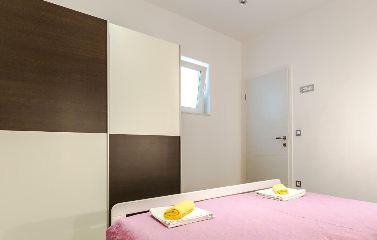 Apartments Klara Makarska Kültér fotó