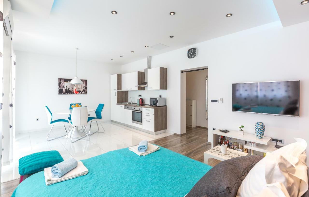 Apartments Klara Makarska Kültér fotó